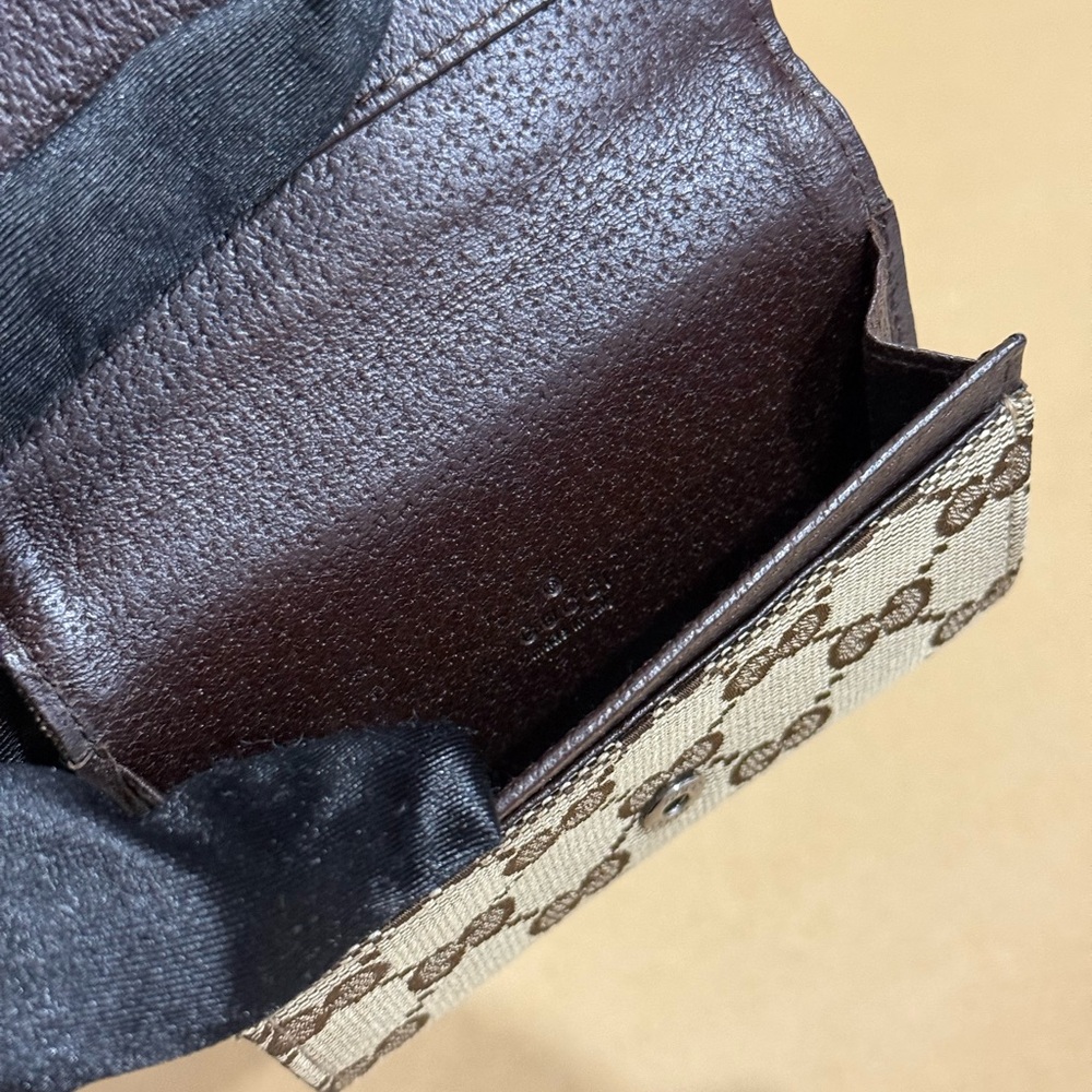 Gucci Monogram Card Holder - Picture 9 of 10